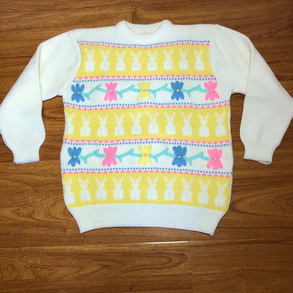 Vintage Sweater Size Medium Embroidery Flowers and Bunnies Easter Spring
